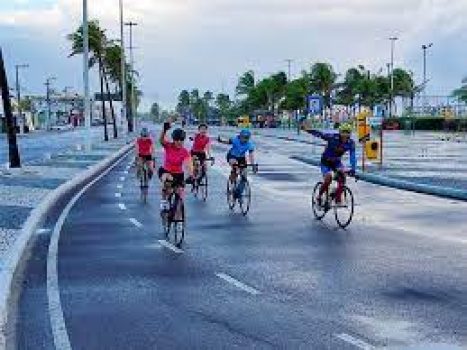 CICLISTA NA RUA