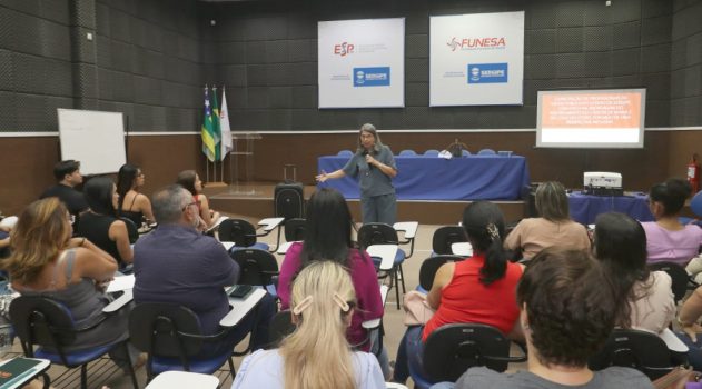 Capacitação discute rastreamento do câncer de mama e do colo do útero sob uma perspectiva inclusiva—-30 de outubro 25 Capacitação discute rastreamento do câncer de mama e do colo do útero sob uma perspectiva inclusiva----30 de outubro 25