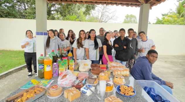 Colégio Estadual Professor Joaquim Vieira Sobral promove ‘Café Filosófico’ com reflexão sobre representatividade negra—-30 de outubro 25 Colégio Estadual Professor Joaquim Vieira Sobral promove ‘Café Filosófico’ com reflexão sobre representatividade negra----30 de outubro 25