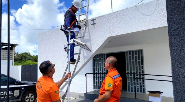 Governo amplia a rede de estações meteorológicas do Estado----7 DE OUTUBRO 25
