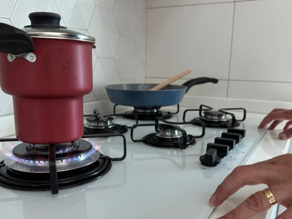 Governo amplia atendimento residencial e converte maior condomínio habitado para gás natural em Sergipe---01 DE DEZEMBRO 25