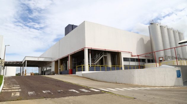 Indústria de laticínios investe R$ 50 milhões 3 DE OUTUBRO 25