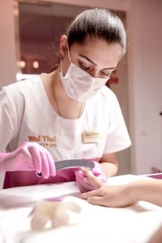 MANICURE