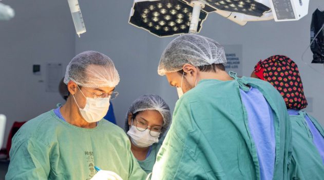MÉDICOS EM OPERAÇÃO DE DOAÇÃO DE ÓRGÃOS-MQIO 25