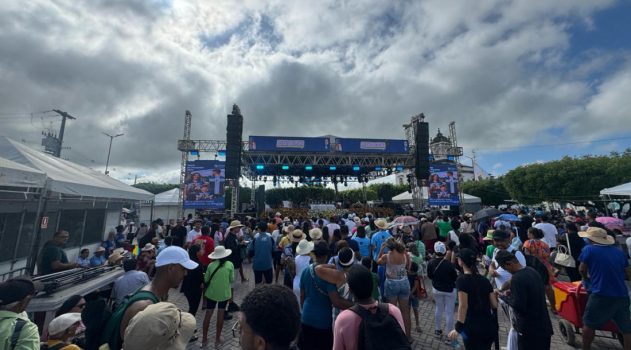 Milhares de fiéis participam da 67ª Peregrinação de Nossa Senhora Divina Pastora----19 de outubro 25