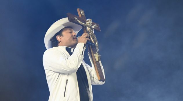 PADRE ALESSANDRO NO ARRASTA FÉ DE SERGIPE