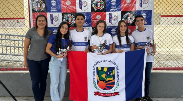 ROBÓTICA EDUCACIONAL COM ALUNOS DA REDE ESTADUAL DE SE 4 DE AGOSTO DE 25