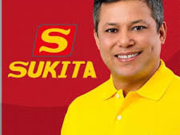 SUKITA COM CAMISA E NOME