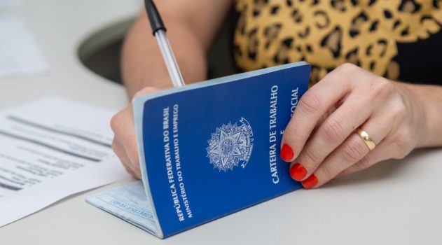 Sergipe tem segundo maior crescimento do Brasil no número de trabalhadores com carteira assinada—-30 de outubro 25 Sergipe tem segundo maior crescimento do Brasil no número de trabalhadores com carteira assinada----30 de outubro 25