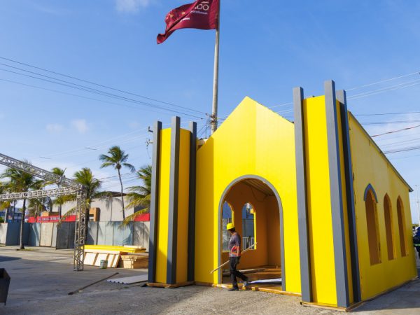 Vila do Natal Iluminado 2025 entra na fase final de montagem para abertura nesta sexta-feira, 5---03 DE DEZEMBRO 25