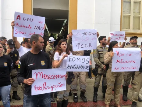 agentestransito2 (1)-PROTESTANDO QUE FORAM ENGANADOS
