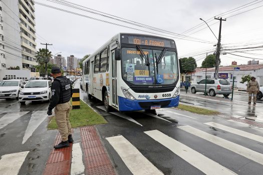 corredores_de_onibus___foto_arthur_davila_(6)