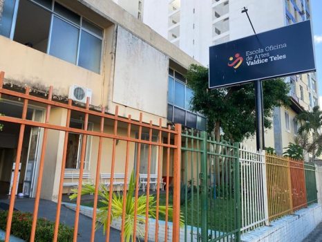 eSCOLA vALDICE TELES