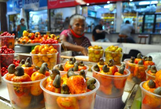 feirante no mercado-maria-virginia-leite-franco